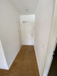 Flur - Helle und freundliche 1-Zi-Erdgeschoss-Wohnung im Textilviertel