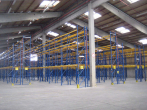 Regalanlage - Logistikhalle mit Regalanlage im Textilviertel