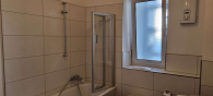 Badezimmer - Großzügige 3-ZKB mit Loggia – Komplett Renoviert