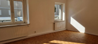 Wohnzimmer - Großzügige 3-ZKB mit Loggia – Komplett Renoviert