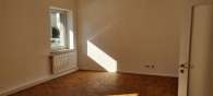 Wohnzimmer - Großzügige 3-ZKB mit Loggia – Komplett Renoviert