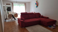 Wohnzimmer - Großzügige 3 Zimmer Familienwohnung mit Balkon, Kinderarztpraxis im Haus