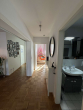 Flur - Großzügige 3 Zimmer Familienwohnung mit Balkon, Kinderarztpraxis im Haus