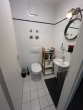 Gäste-WC - Großzügige 3 Zimmer Familienwohnung mit Balkon, Kinderarztpraxis im Haus